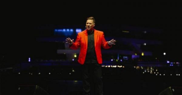 Carlos Latre - One Show Man