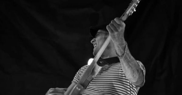 Tributo a Radio Futura y Fito & Fitipaldis