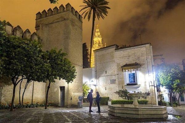 Visita Nocturna a la Judería de Sevilla