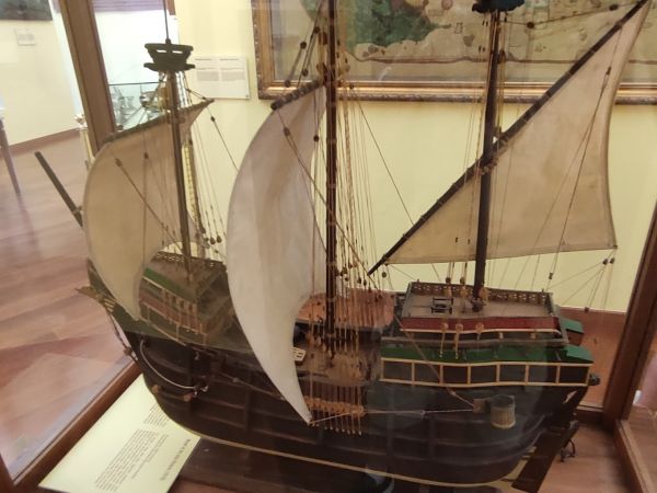 Arte a estribor: Talleres artísticos