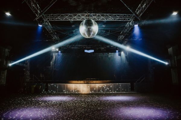 TraTraTrax: Nick León + Lechuga Zafiro + Ehua + ISAbella