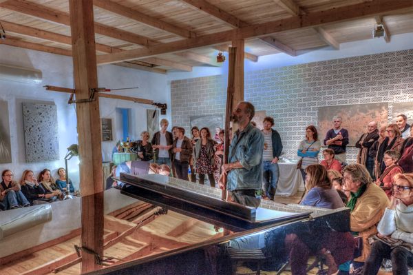 Open session of intuitive music