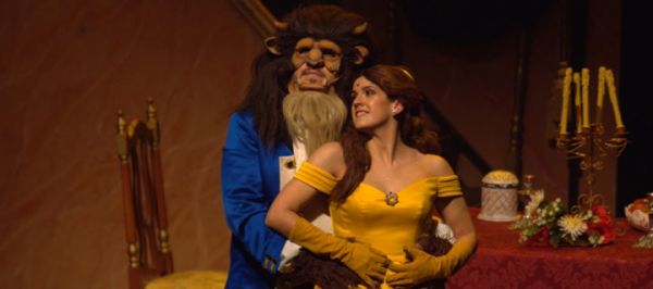 LA BELLA Y LA BESTIA