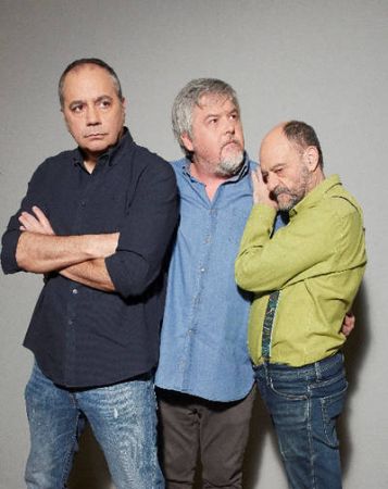 ILUSTRES IGNORANTES WORLD TOUR