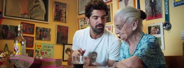 Película: "100 DIAS CON LA TATA"