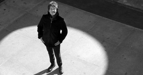 The night fails, Noni Benegas